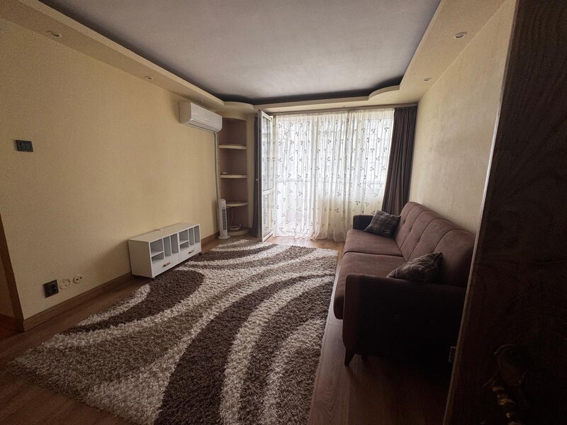 Vatra Luminoasa, Maior Coravu, Metroul Piata Muncii la 13 min.