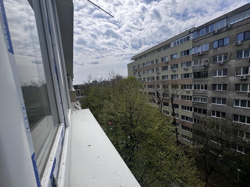 Vatra Luminoasa, Maior Coravu, Metroul Piata Muncii la 13 min.