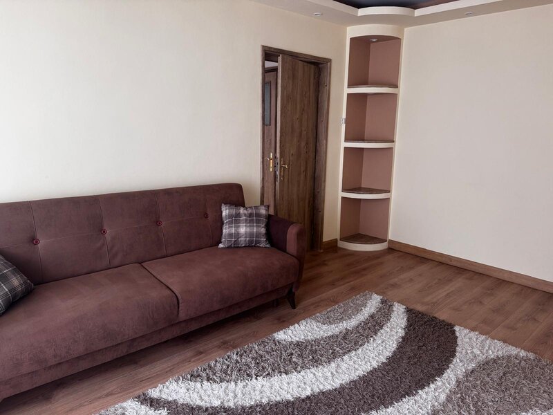 Vatra Luminoasa, Maior Coravu, Metroul Piata Muncii la 13 min.