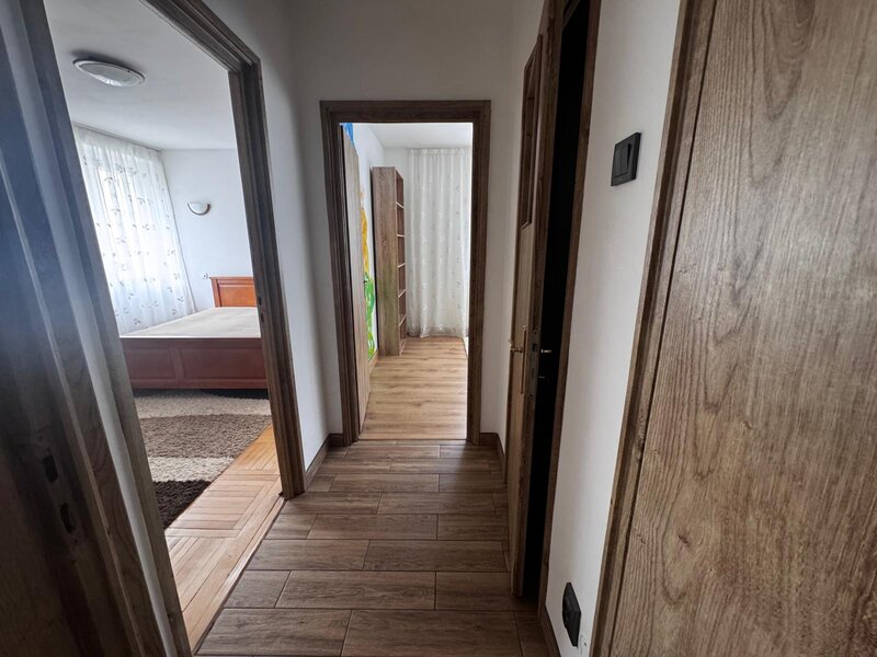 Vatra Luminoasa, Maior Coravu, Metroul Piata Muncii la 13 min.