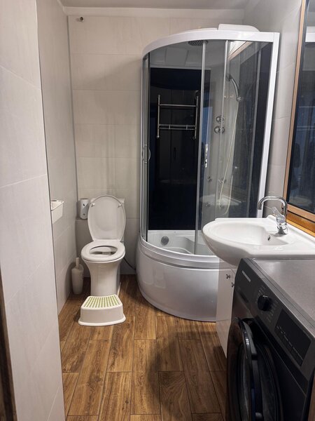 Vatra Luminoasa, Maior Coravu, Metroul Piata Muncii la 13 min.